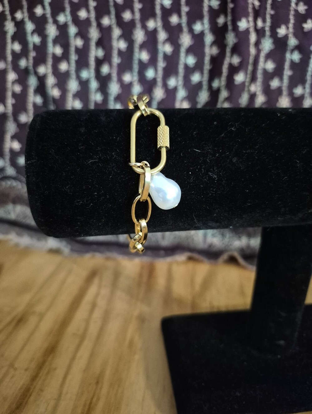 Gold Link Bracelet with White Pearl Charm - Women Jewelry